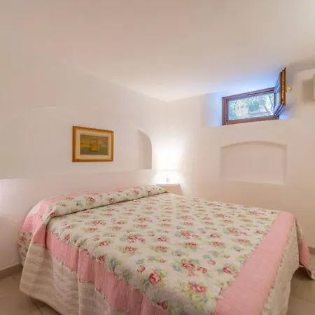 Affittasardegna-casa La Pelosa 2 *