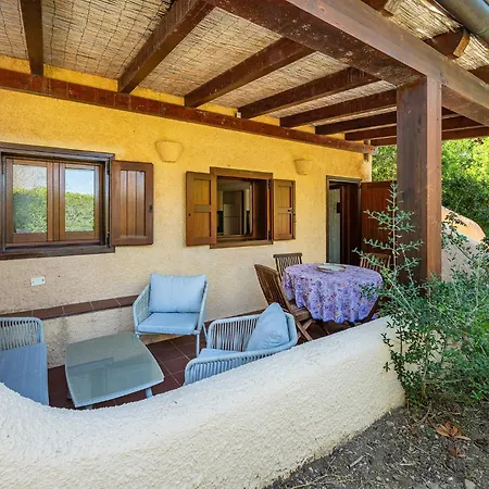 Affittasardegna-casa La Pelosa 2